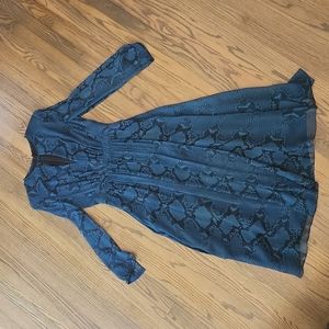 Burberry, US 4, blue/ black